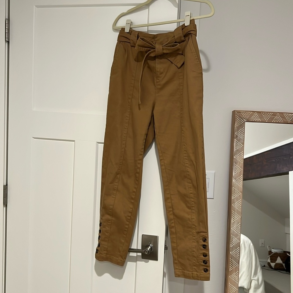 High rise, ankle length twill trousers size 4